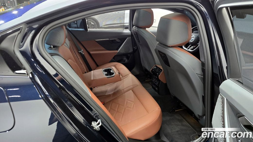 BMW 5-Series 530i xDrive M Sport, 2025