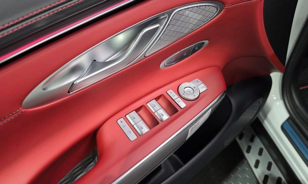 Genesis GV70 2.5T Gasoline 2WD, 2025