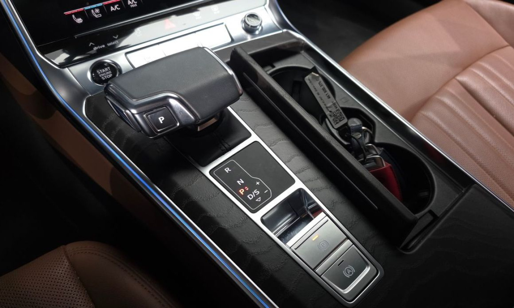 Audi A6 40 TDI Premium, 2023