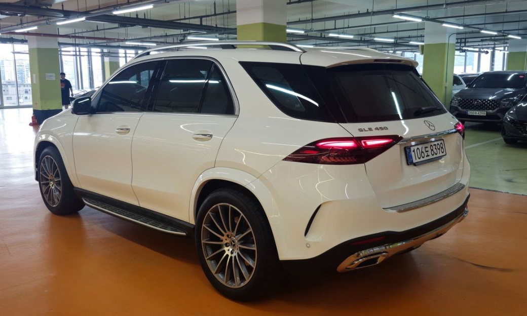 Mercedes-Benz GLE-Class GLE450 4MATIC, 2025