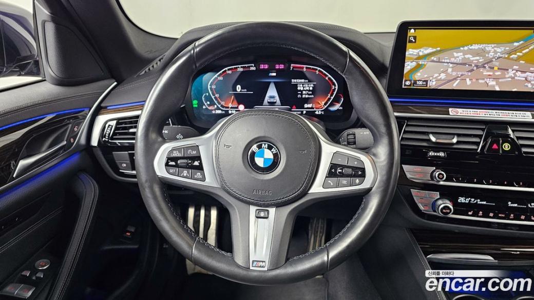 BMW 5-Series 520i M Sport, 2022