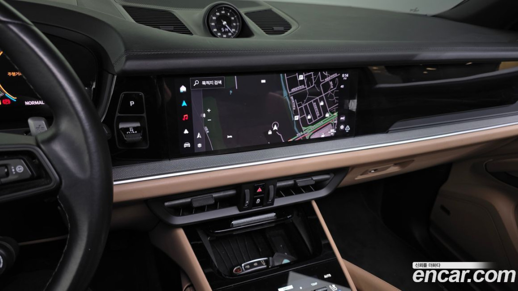 Porsche Cayenne 3.0, 2024