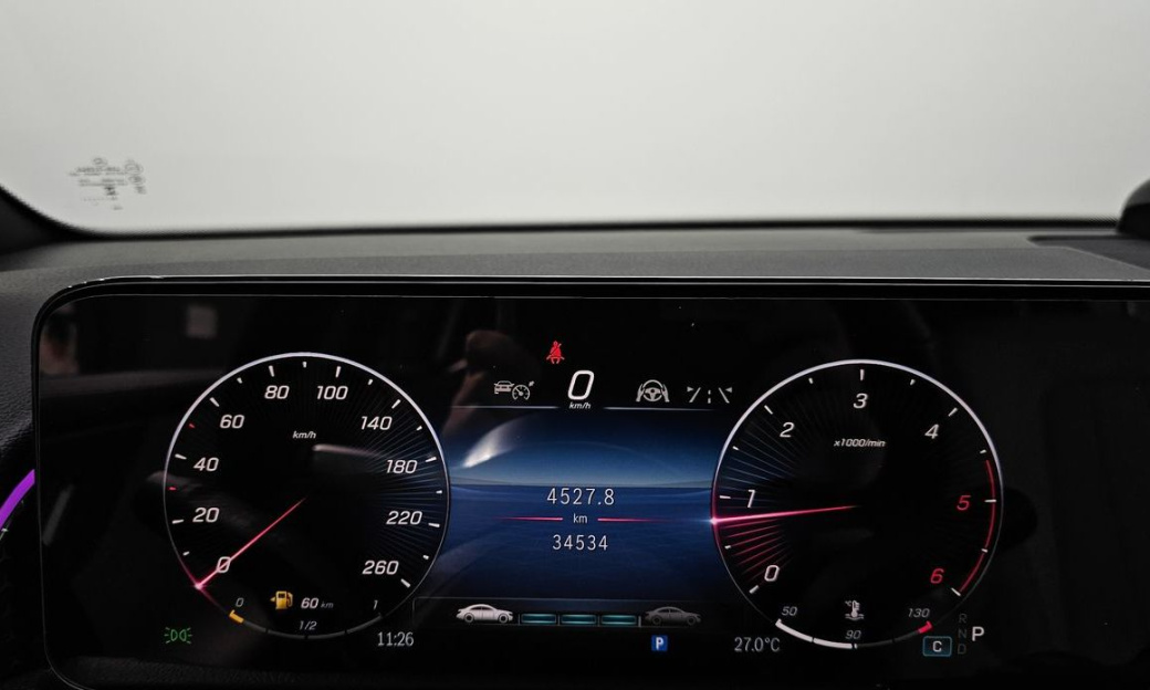 Mercedes-Benz GLB-Class GLB200 d, 2024