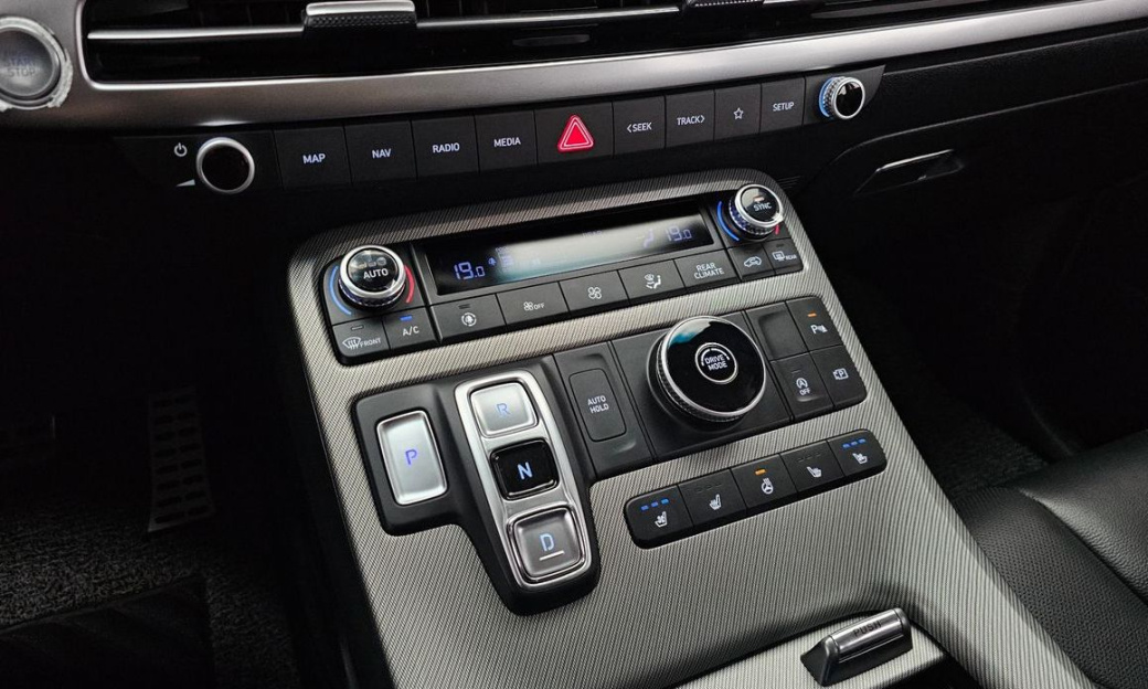 Hyundai Palisade Diesel 2.2 2WD, 2024