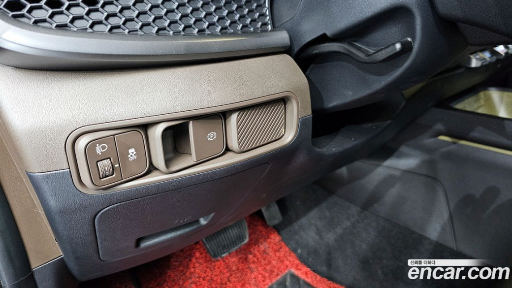 Kia Tasman 2.5T Gasoline 4WD, 2026