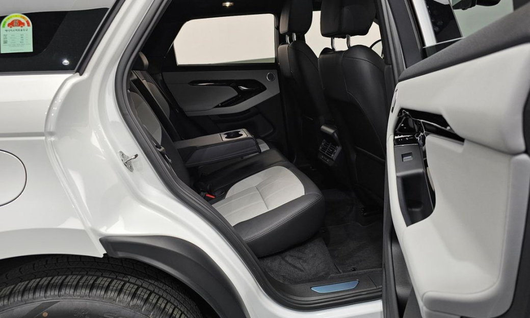 Land Rover Range Rover Evoque P250 Dynamic SE, 2026