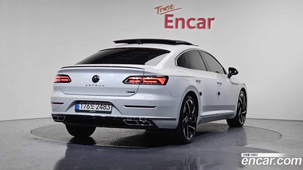 Volkswagen Arteon 2.0 TDI R-LIINE 4Motion, 2022