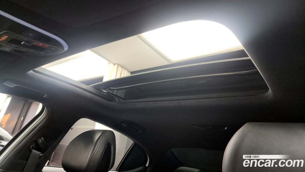 Genesis G70 Gasoline 2.5T 4WD, 2025