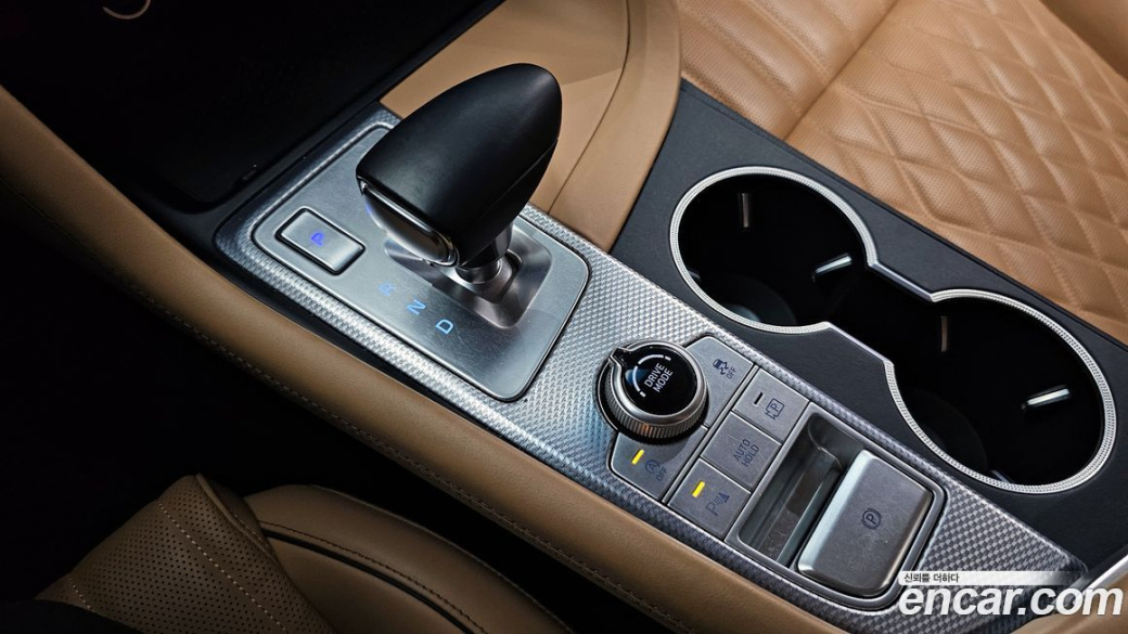 Genesis G70 Gasoline 2.0T 2WD, 2023