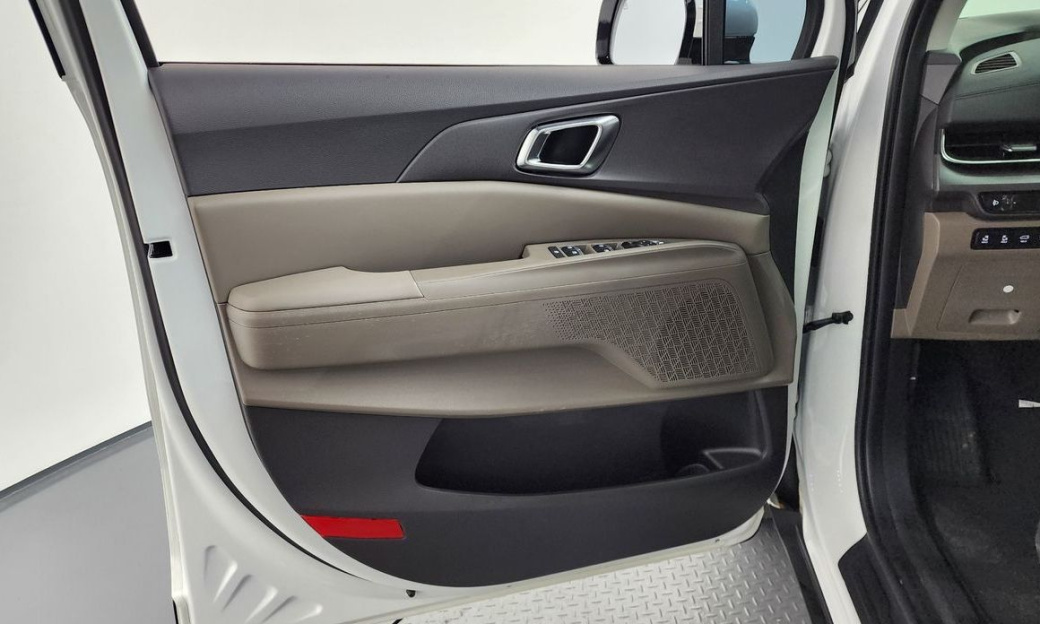 Kia Carnival 7-Seater Noblesse, 2024
