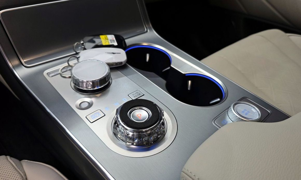 Genesis GV80 2.5T Gasoline 2WD, 2025