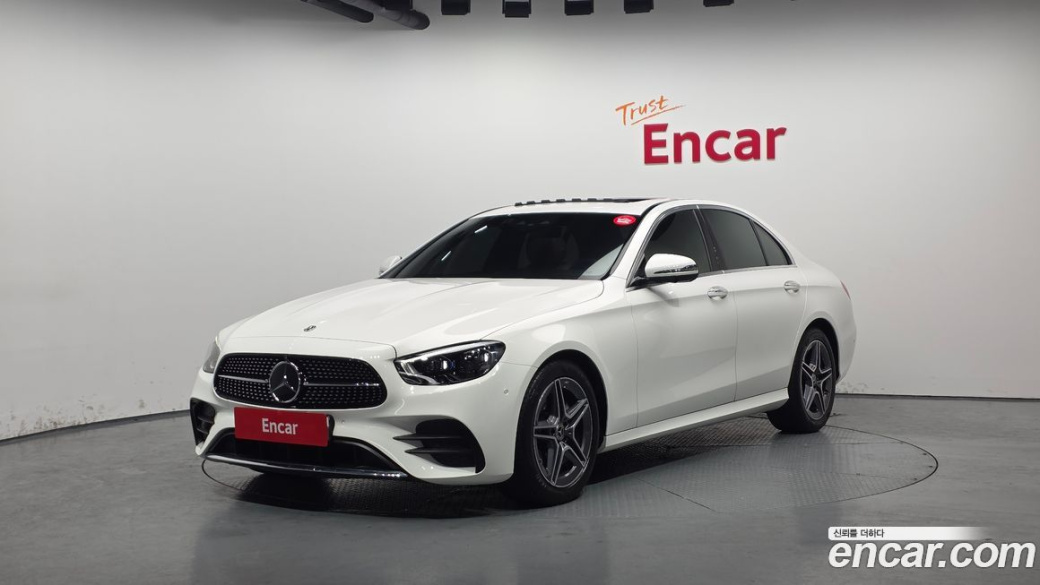 Mercedes-Benz E-Class E250 AMG Line, 2023