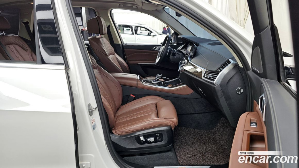 BMW X5 xDrive 40i xLine, 2023