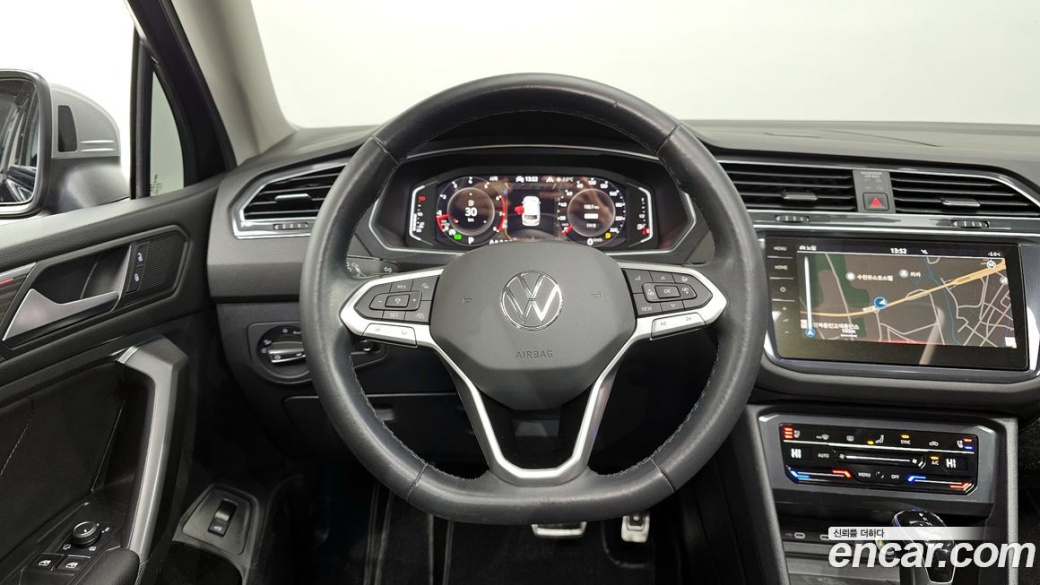 Volkswagen Tiguan 2.0 TSI Prestige, 2023