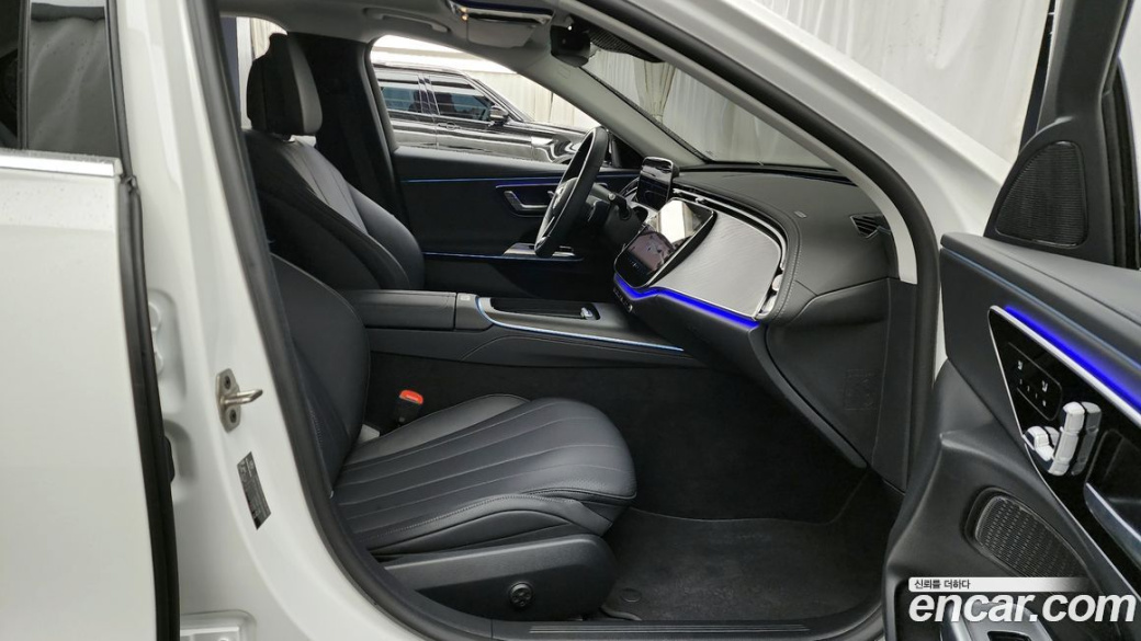 Mercedes-Benz E-Class E200 Avantgarde, 2025