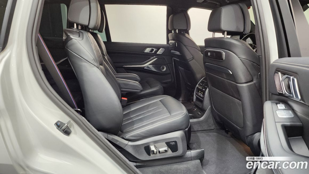 BMW X7 M60i xDrive M sport 6STR, 2025