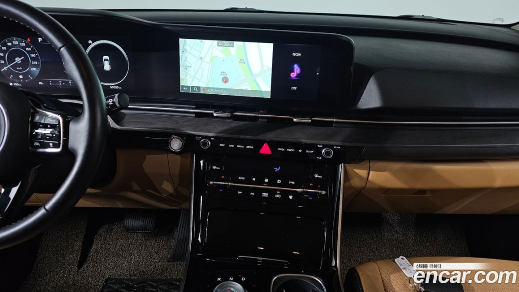 Kia Carnival 9-Seater Signature, 2023
