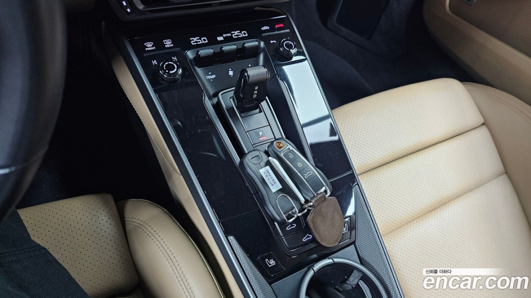 Porsche 911 Carrera, 2021