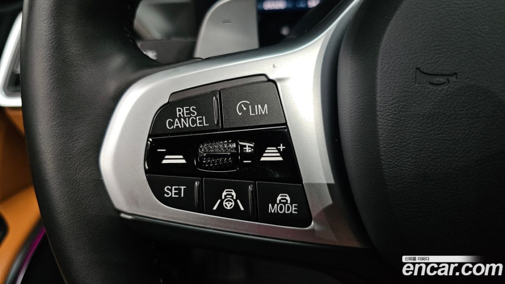 BMW 3-Series 320i M Sport, 2024