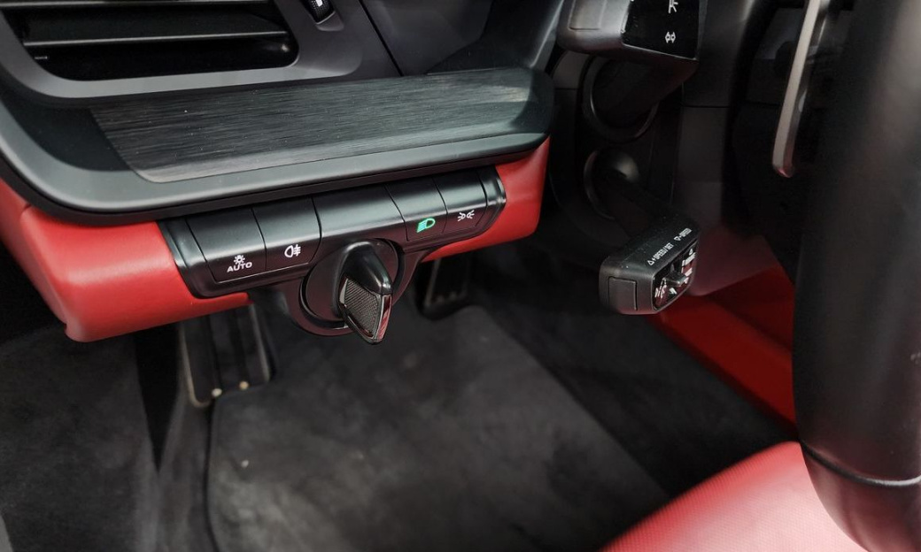Porsche 911 Carrera GTS Cabriolet, 2022