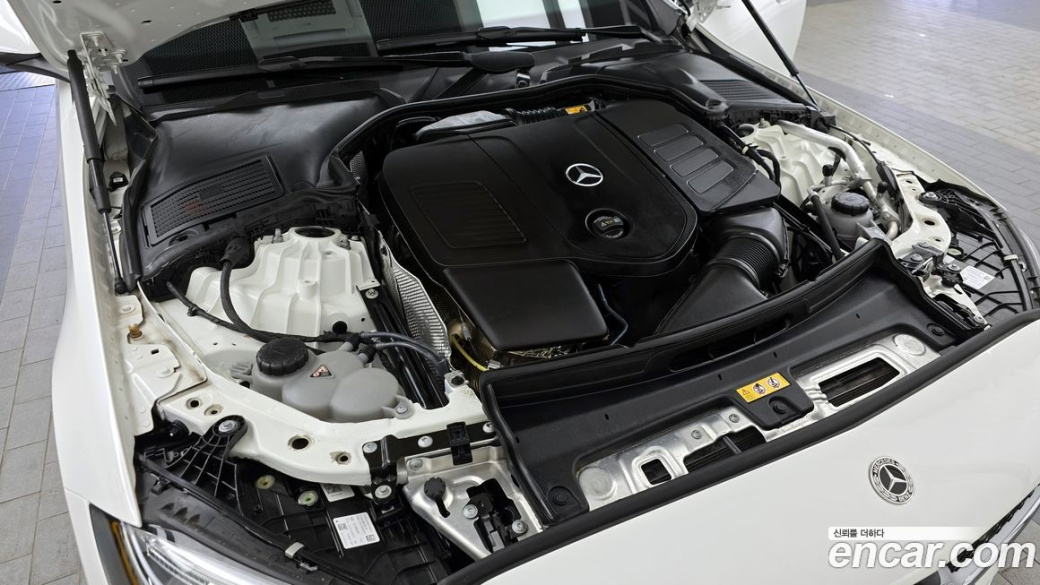 Mercedes-Benz C-Class C200 Avantgarde, 2024