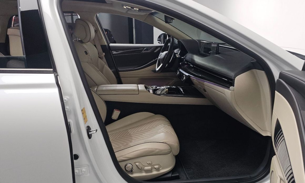 Genesis G80 Gasoline 2.5 Turbo AWD, 2022