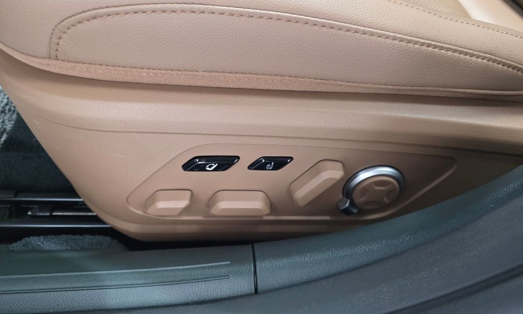 Hyundai Grandeur 2,5 Gasoline 2WD, 2024