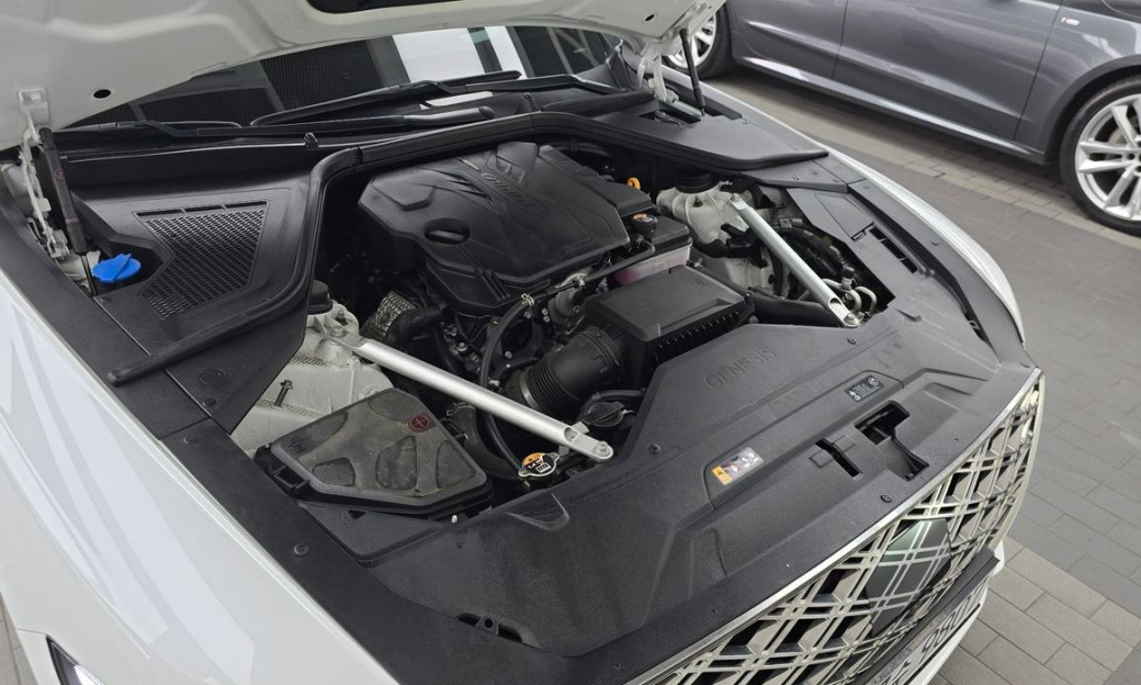 Genesis G80 Gasoline 2.5 Turbo 2WD, 2025