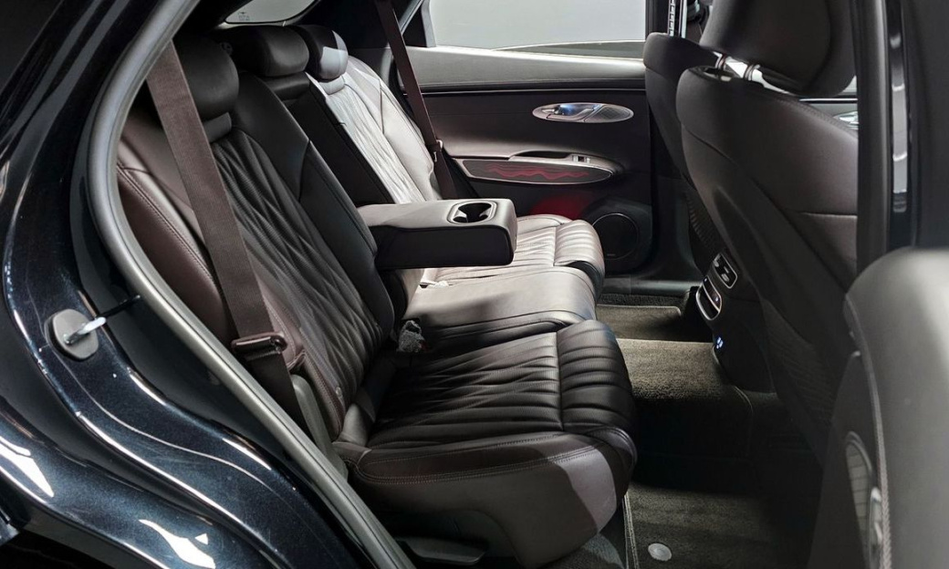 Genesis GV70 2.5T Gasoline AWD, 2021