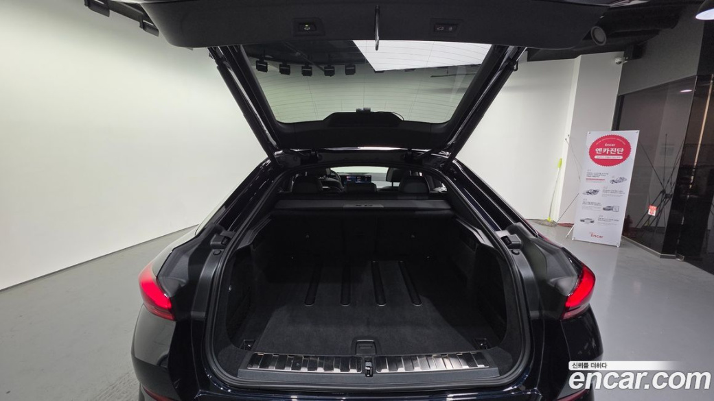 BMW X6 xDrive40i M Sport, 2024