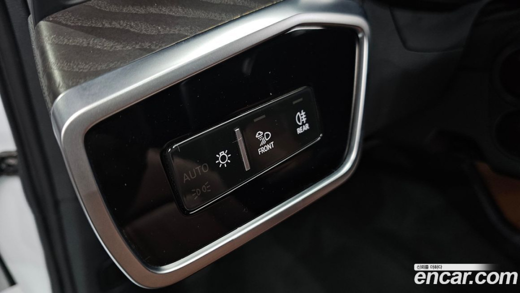 Audi A6 45 TFSI Premium, 2023