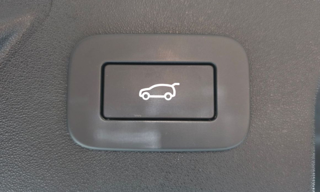 Land Rover Discovery Sport P250 S, 2025