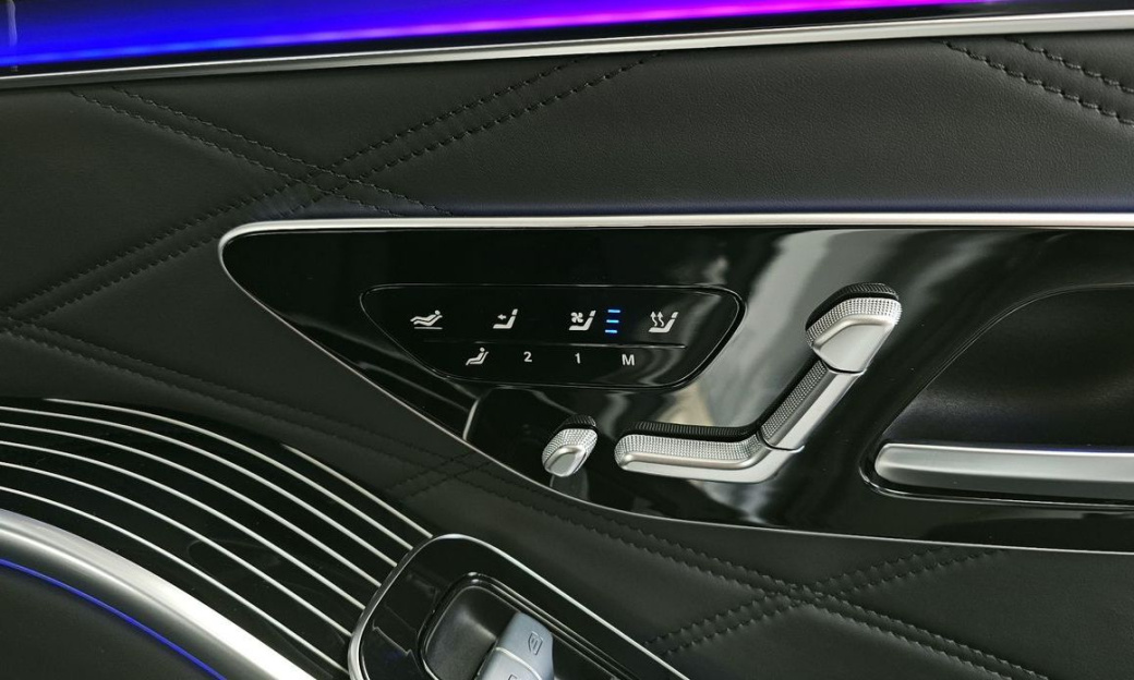 Mercedes-Benz S-Class Maybach S580 4MATIC, 2024