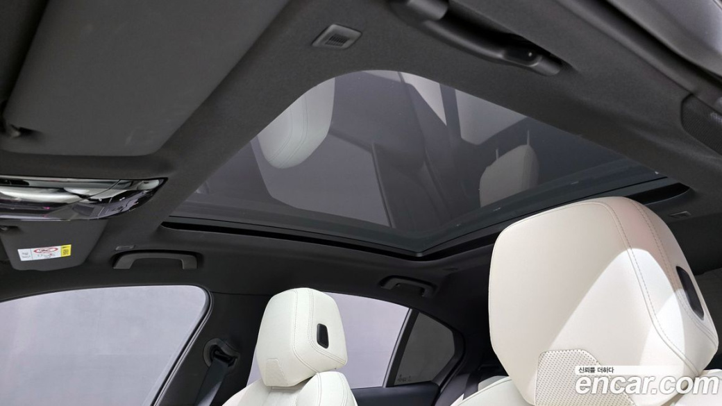 BMW 5-Series 520i M Sport, 2025