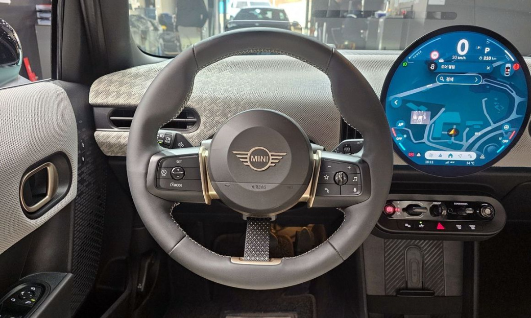Mini Cooper 5 Door Favoured, 2025
