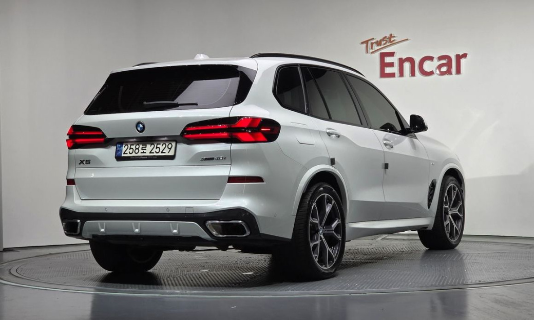 BMW X5 xDrive 40i M Sport, 2024