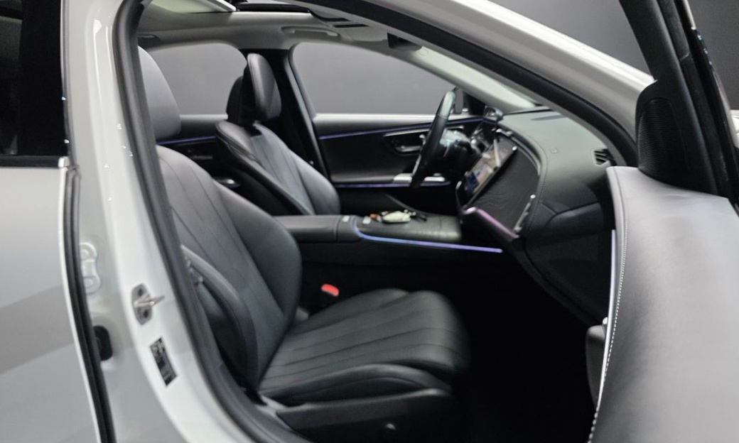 Mercedes-Benz E-Class E200 Avantgarde, 2024
