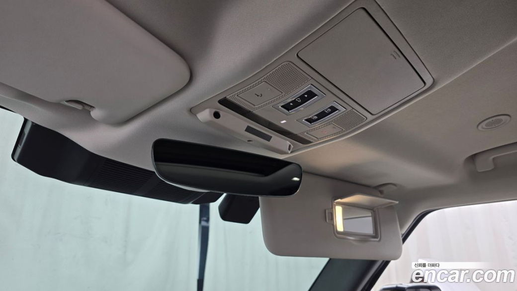 Land Rover Defender 90 D250 SE, 2022
