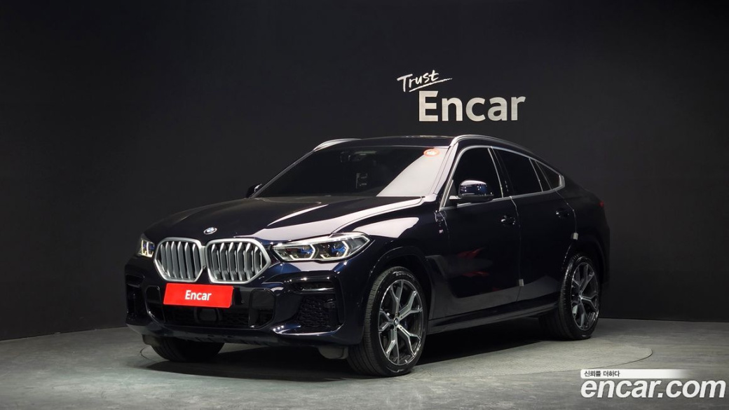 BMW X6 xDrive40i M Sport, 2022