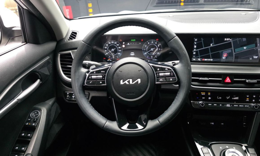 Kia Seltos Gasoline 2.0 2WD, 2024