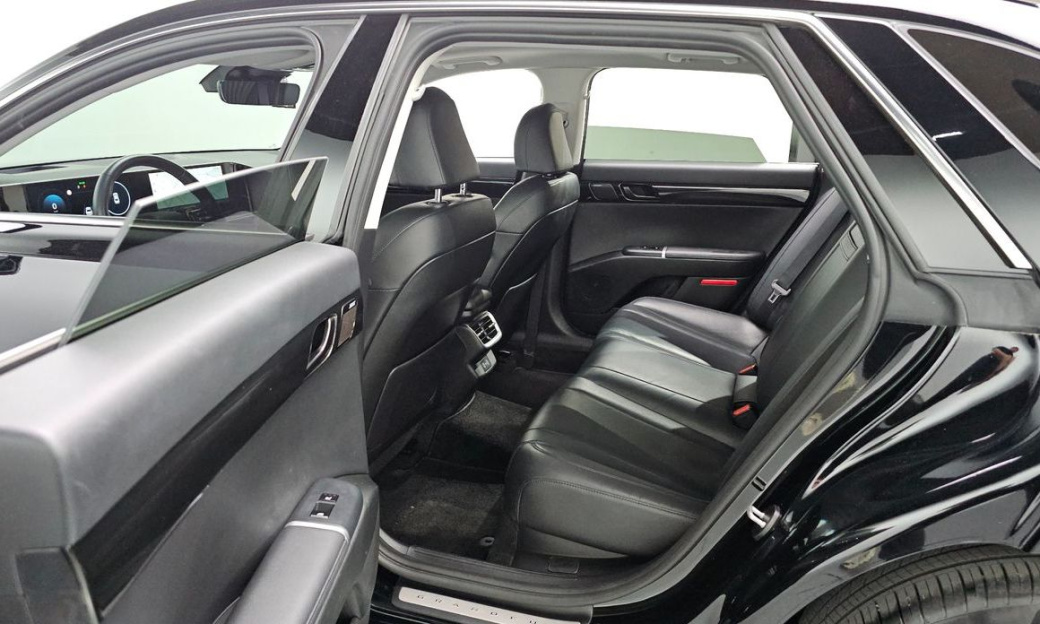 Hyundai Grandeur 2,5 Gasoline 2WD, 2023