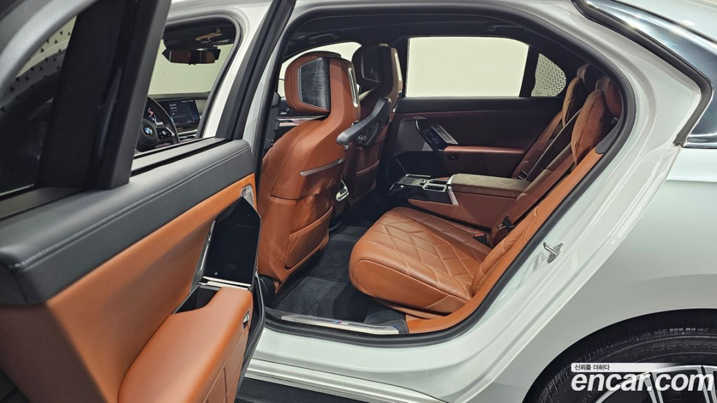 BMW 7-Series 740d xDrive M Sport, 2024