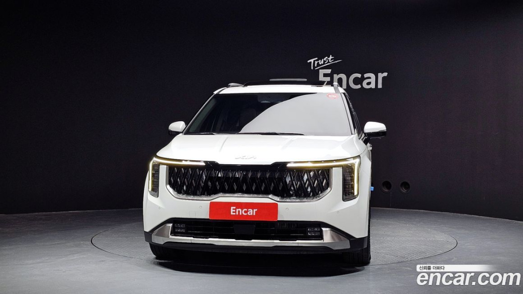 Kia Carnival 7-Seater Signature, 2024