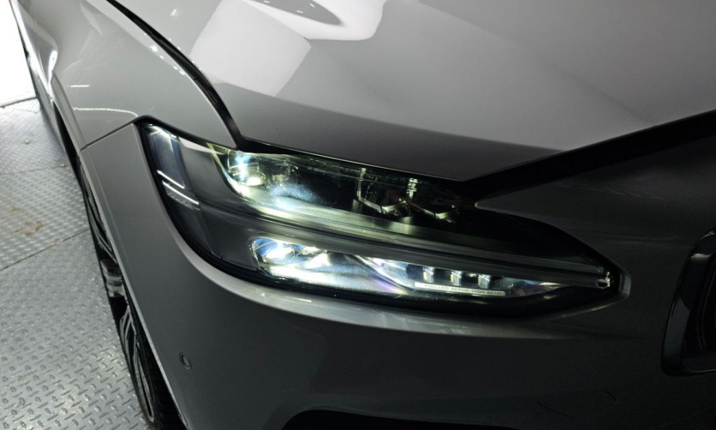 Volvo S90 B6 AWD Inscription, 2022
