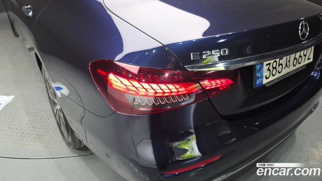 Mercedes-Benz E-Class E250 Avantgarde, 2022