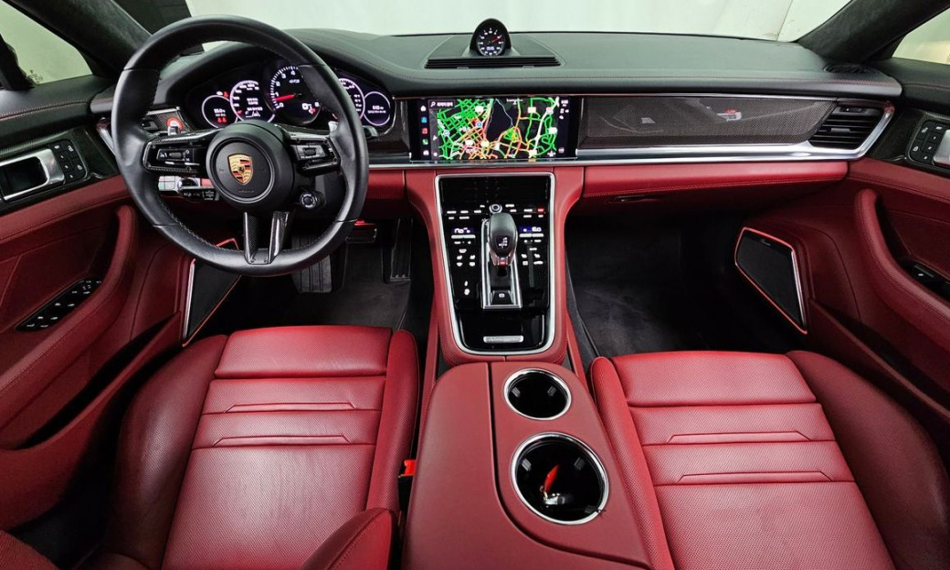 Porsche Panamera 4.0 GTS, 2023