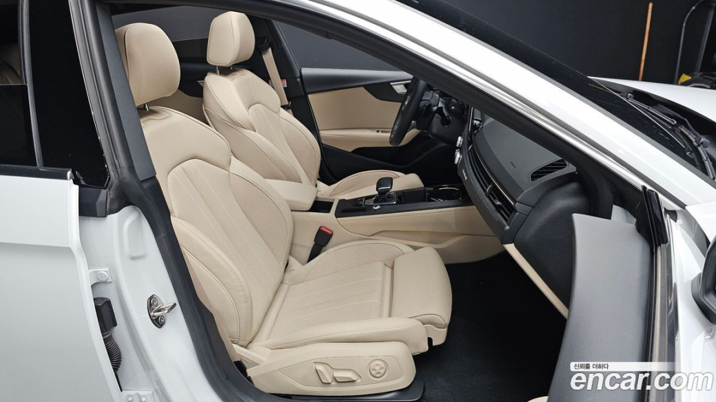 Audi A5 40 TFSI Quattro Premium Sportback, 2024