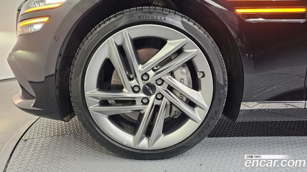 Genesis G80 Gasoline 2.5 Turbo 2WD, 2025
