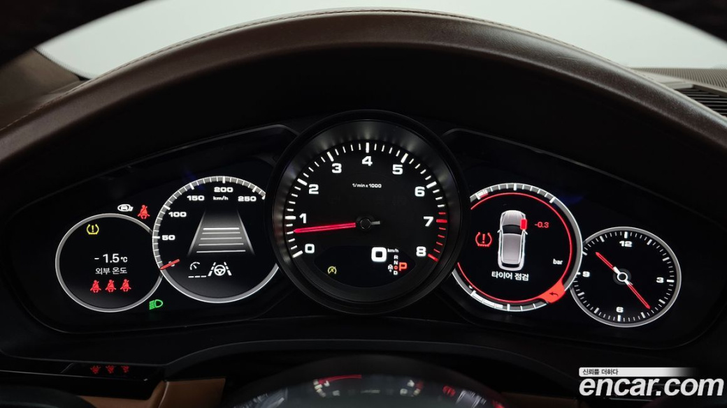 Porsche Cayenne 3.0 PLATINUM EDITION, 2023