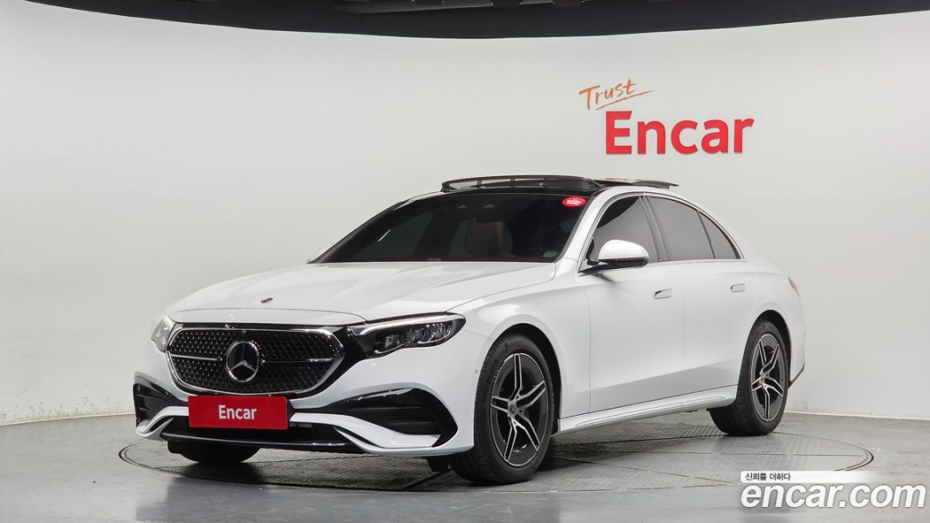 Mercedes-Benz E-Class E200 AMG Line, 2026